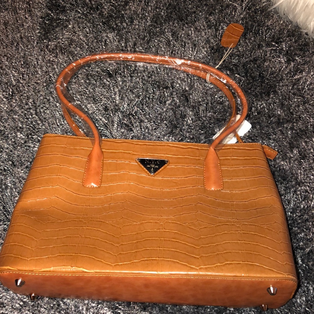 brown purse